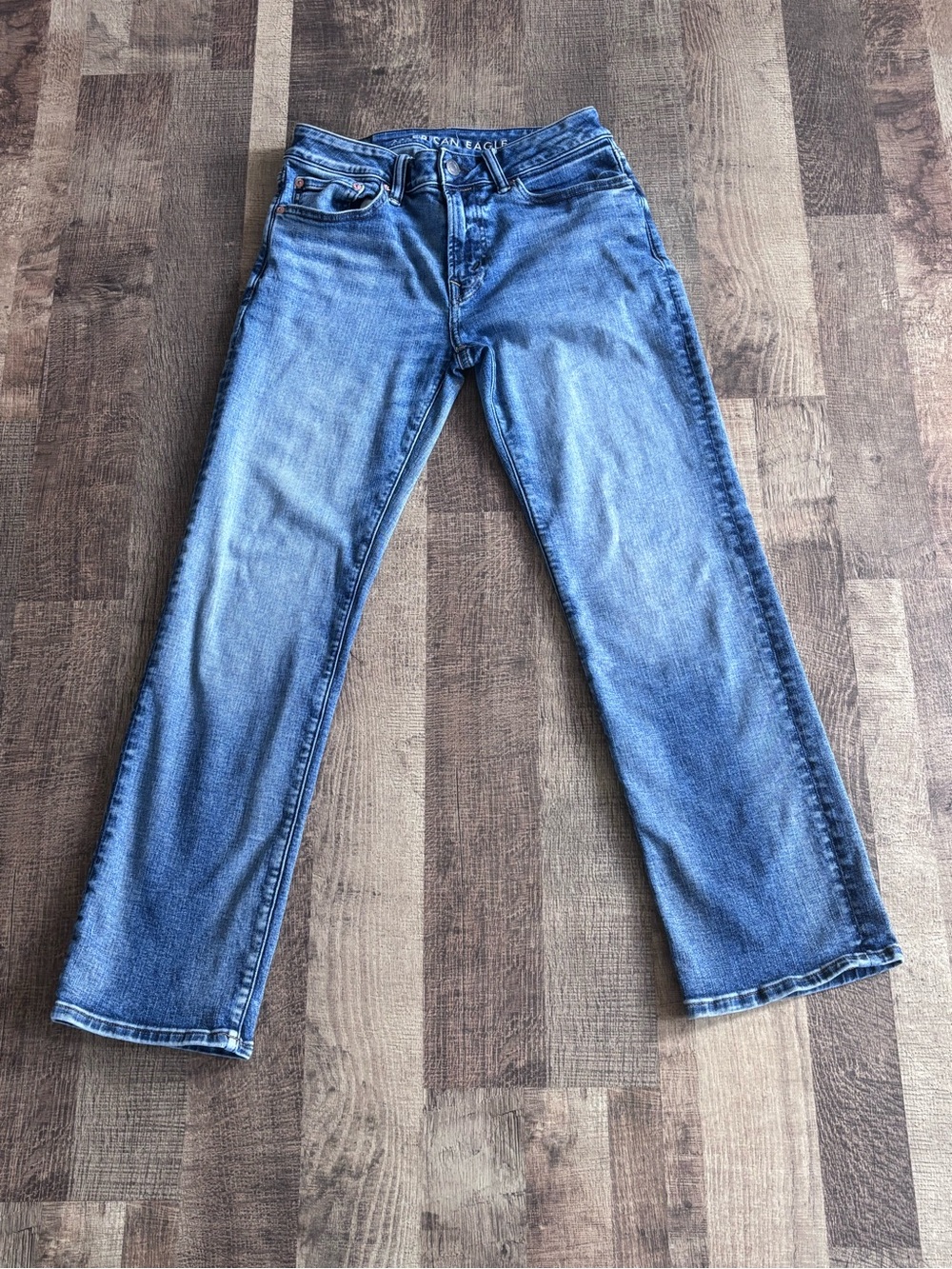 American Eagle Outfitters Women's Straight-Leg Jeans in Blue Wash